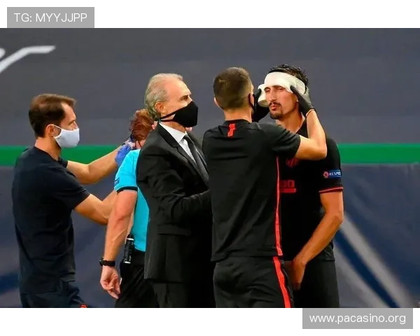 克里斯特尔斯与多克奇激战2003年莱比锡网球赛第二轮精彩对决 克里斯特尔斯与多克奇激战2003年莱比锡网球赛第二轮精彩对决